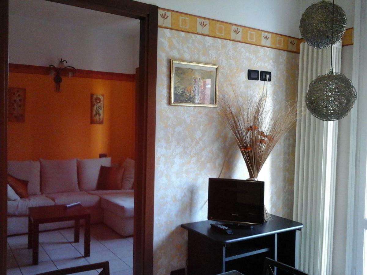 Appartamento Del Parco San Vicenzo di Galliera 外观 照片